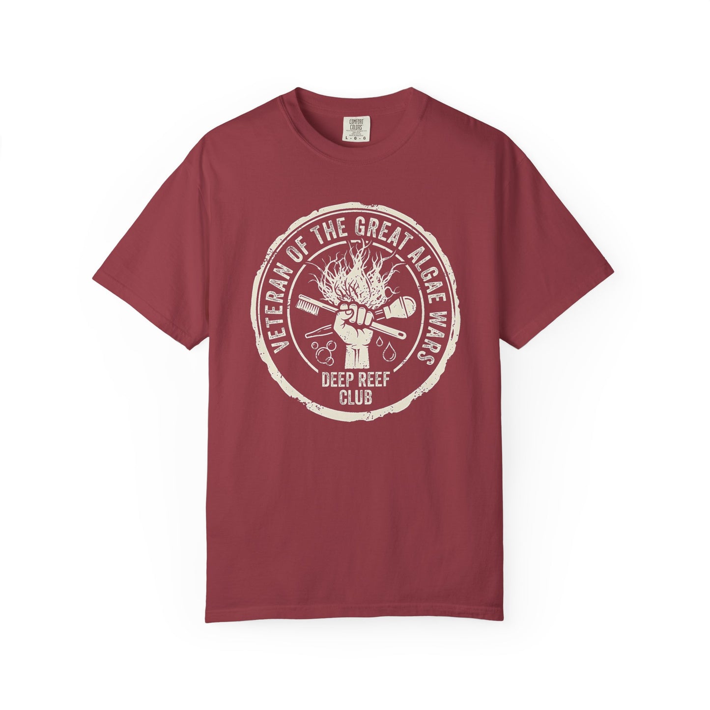 Deep Reef Club saltwater aquarium graphic t-shirt featuring a grit-inspired badge design of a hand raising cleaning tools with the text: VETERAN OF THE GREAT ALGAE WARS, maroon crew neck tee