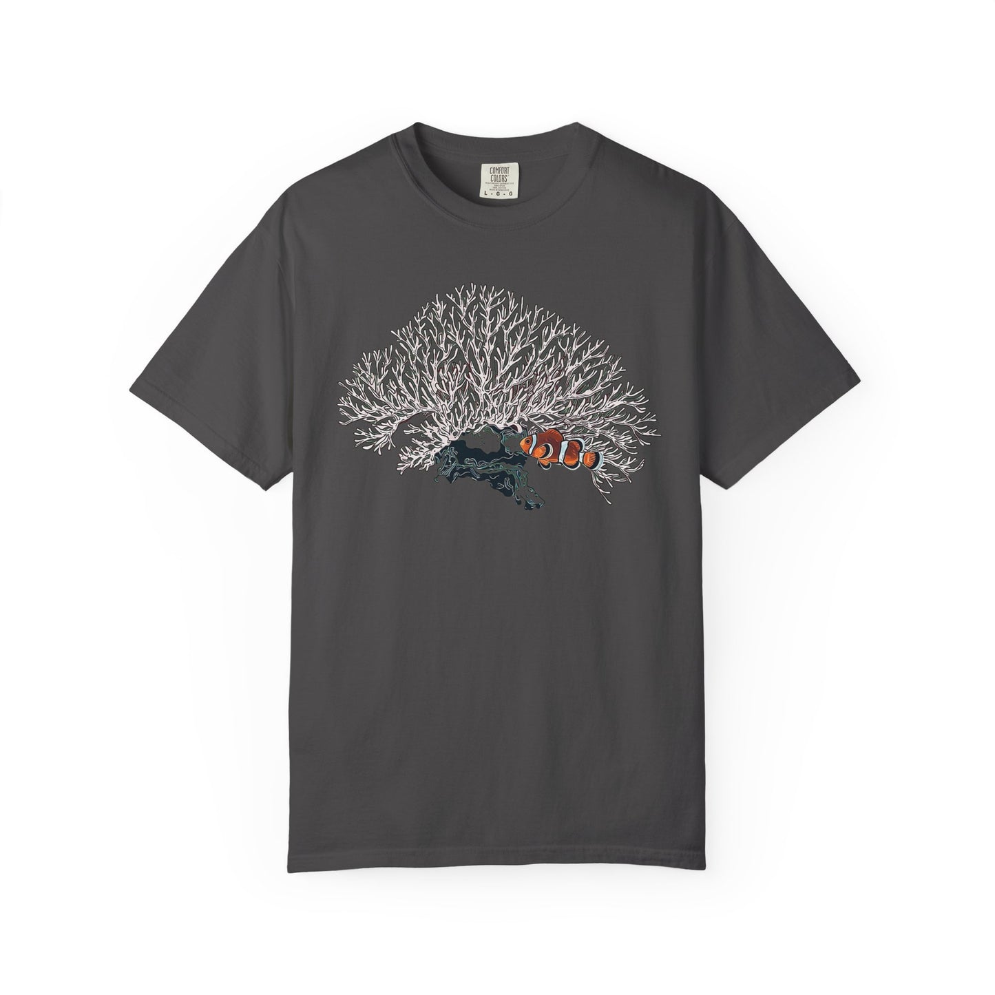 CLOWNFISH & CORAL – Saltwater Aquarium Graphic T-Shirt
