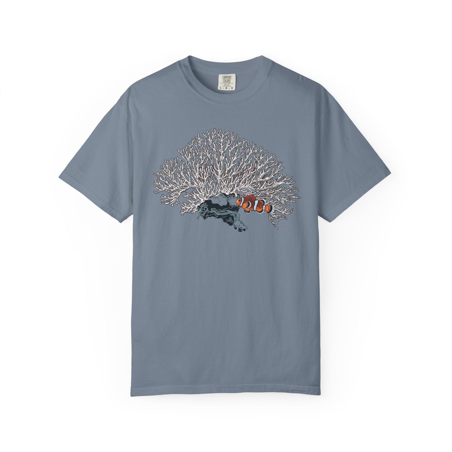 CLOWNFISH & CORAL – Saltwater Aquarium Graphic T-Shirt